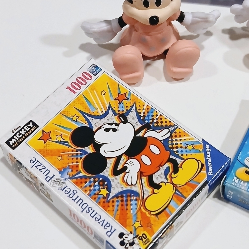 Zuru Mini Brands Disney Store Edition Series 3 Mickey and Minnie Bundle - Picture 2 of 5